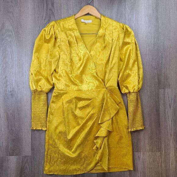 Wayf Long Sleeve Mini Wrap Dress size S - Picture 1 of 9